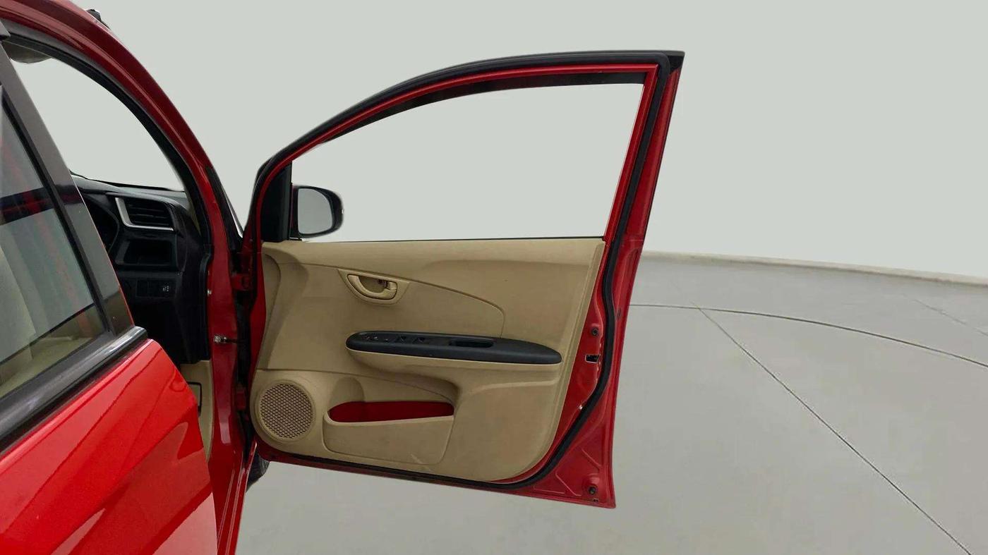 2018 Honda Brio S MT, Petrol, Manual, 16,230 km, RHS Front Door