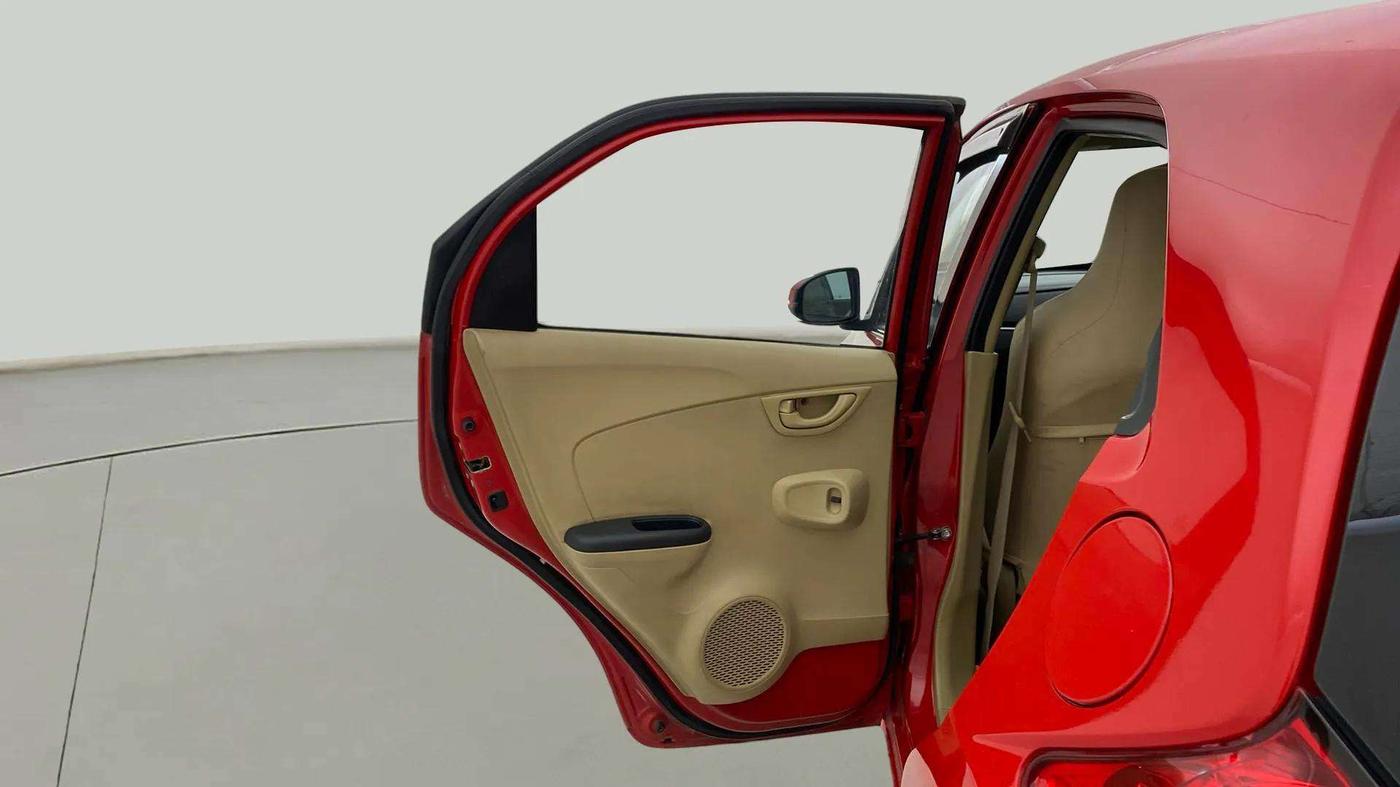 2018 Honda Brio S MT, Petrol, Manual, 16,230 km, LHS Rear Door