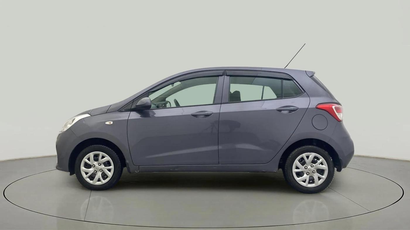 2017 Hyundai Grand i10 SPORTZ 1.2 KAPPA VTVT, Petrol, Manual, 33,998 km, Left Side