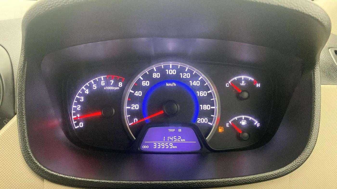 2017 Hyundai Grand i10 SPORTZ 1.2 KAPPA VTVT, Petrol, Manual, 33,998 km, Odometer Image