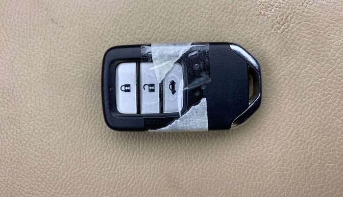 2018 Honda City 1.5L I-VTEC V MT, Petrol, Manual, 52,532 km, Key Close Up