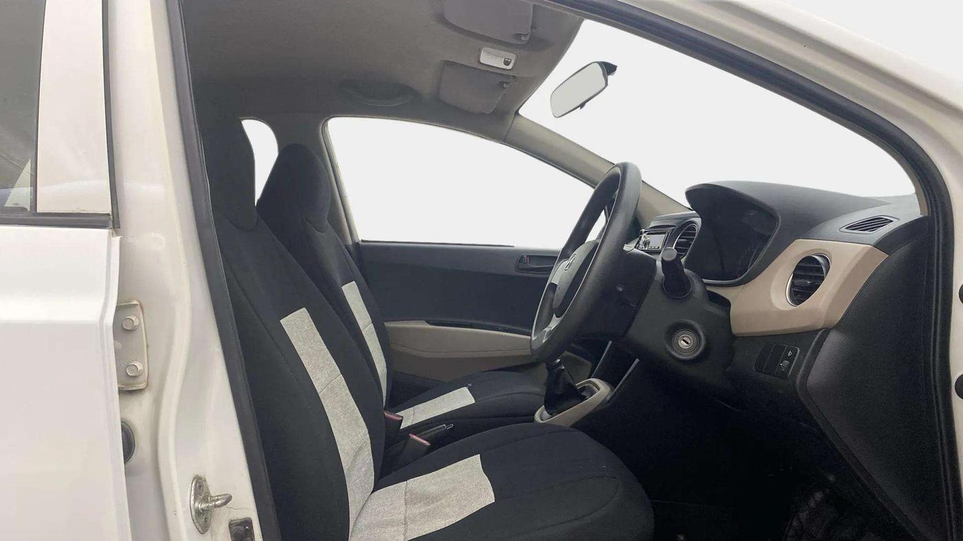 2016 Hyundai Grand i10 MAGNA 1.2 KAPPA VTVT, Petrol, Manual, 68,779 km, Right Side Front Door Cabin