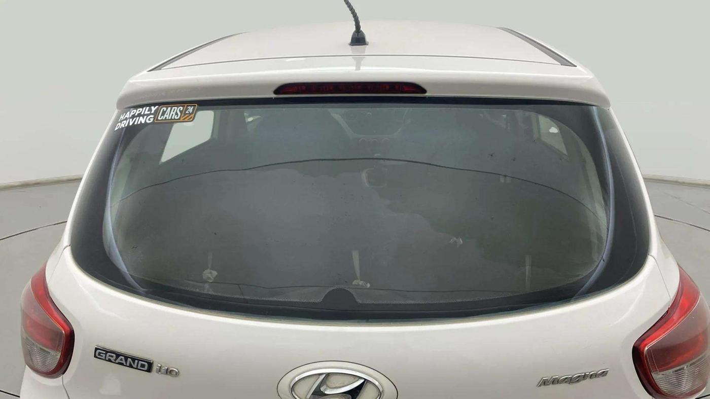 2016 Hyundai Grand i10 MAGNA 1.2 KAPPA VTVT, Petrol, Manual, 68,779 km, Rear Windshield