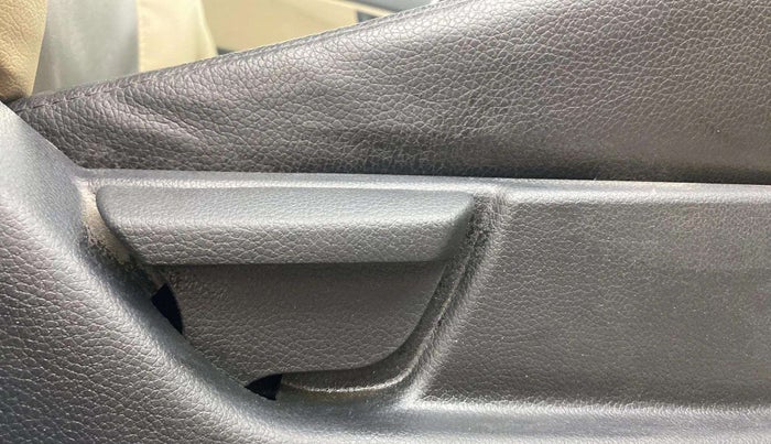 2016 Hyundai Eon ERA +, Petrol, Manual, 22,308 km, Driver Side Adjustment Panel
