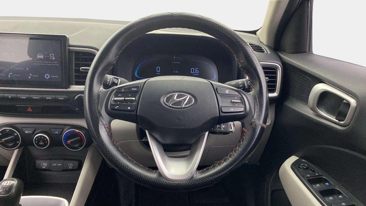 2023 Hyundai VENUE S(O) 1.2, Petrol, Manual, 37,275 km, Steering Wheel Close Up