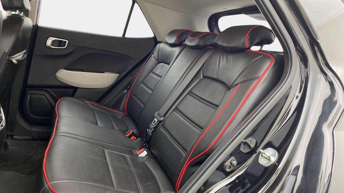 2023 Hyundai VENUE S(O) 1.2, Petrol, Manual, 37,275 km, Right Side Rear Door Cabin