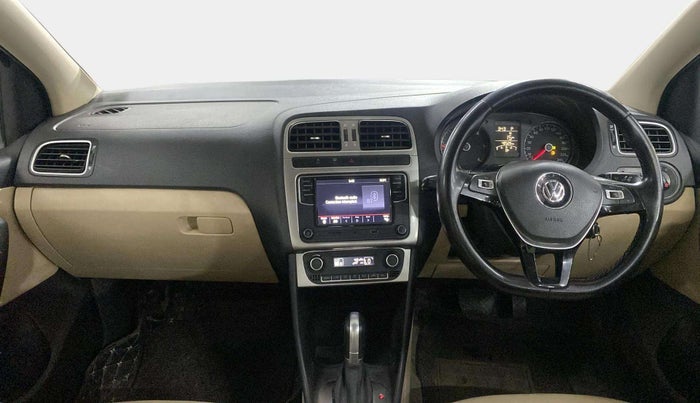 2017 Volkswagen Ameo HIGHLINE PLUS 1.5L AT 16 ALLOY, Diesel, Automatic, 48,736 km, Dashboard