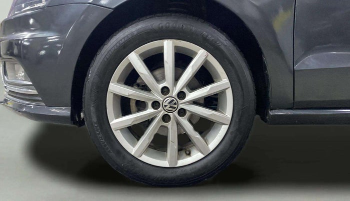 2017 Volkswagen Ameo HIGHLINE PLUS 1.5L AT 16 ALLOY, Diesel, Automatic, 48,736 km, Left Front Wheel