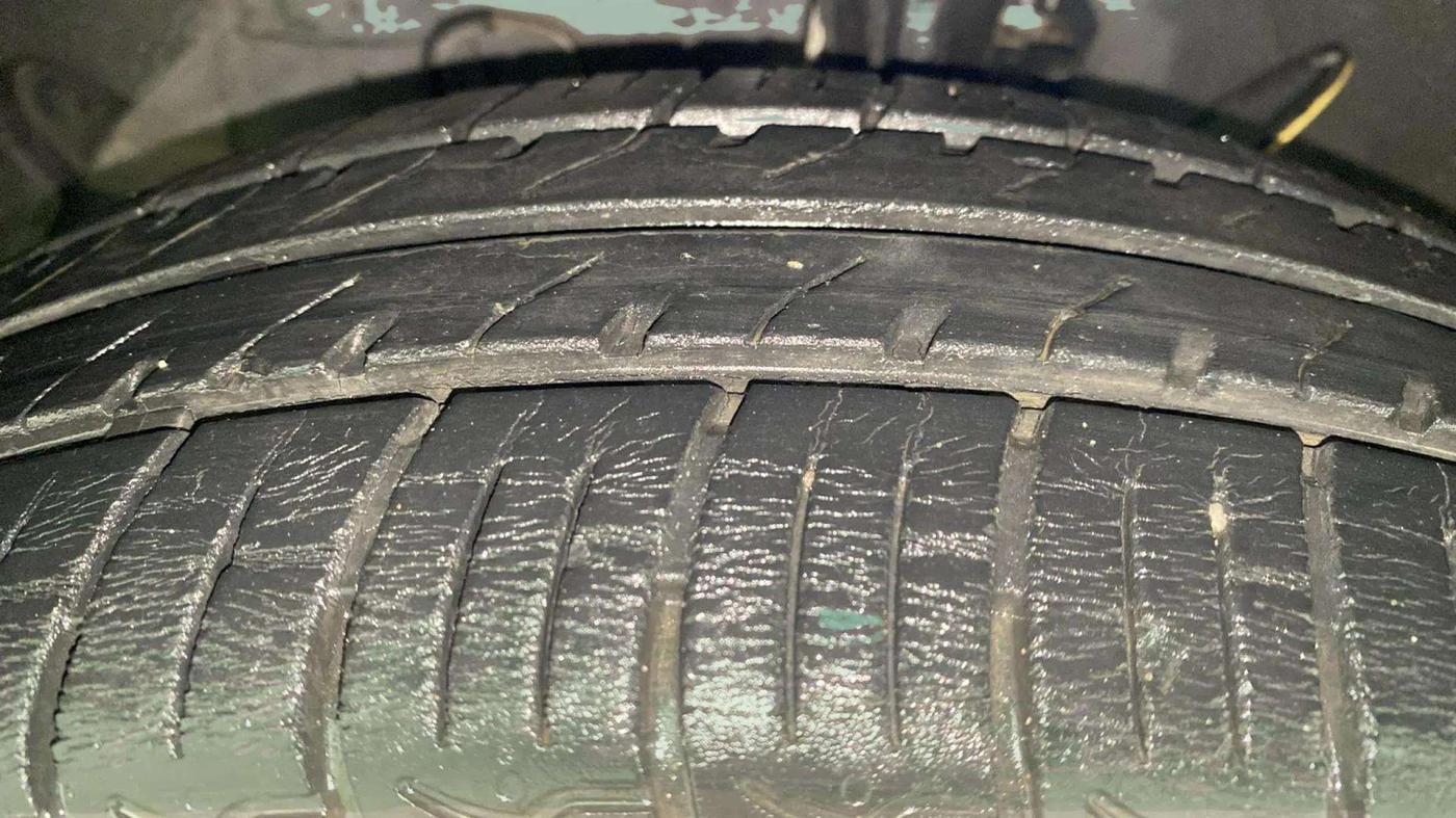 2020 Hyundai NEW SANTRO ASTA MT, Petrol, Manual, 33,206 km, Left Front Tyre Tread