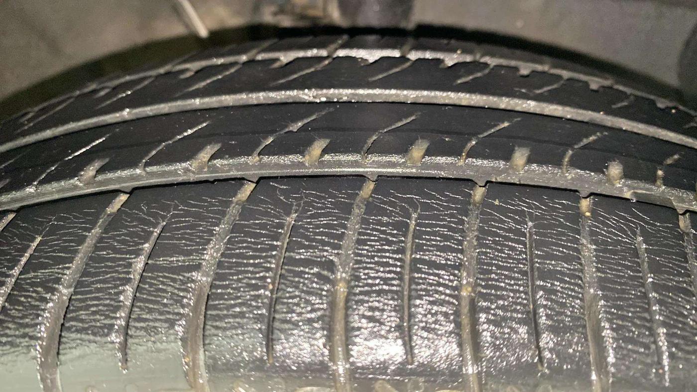 2020 Hyundai NEW SANTRO ASTA MT, Petrol, Manual, 33,206 km, Right Front Tyre Tread