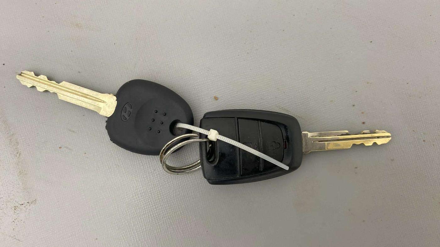 2020 Hyundai NEW SANTRO ASTA MT, Petrol, Manual, 33,206 km, Key Close Up