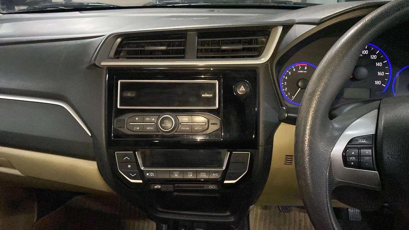 2017 Honda Amaze 1.2L I-VTEC S, Petrol, Manual, 27,299 km, Air Conditioner