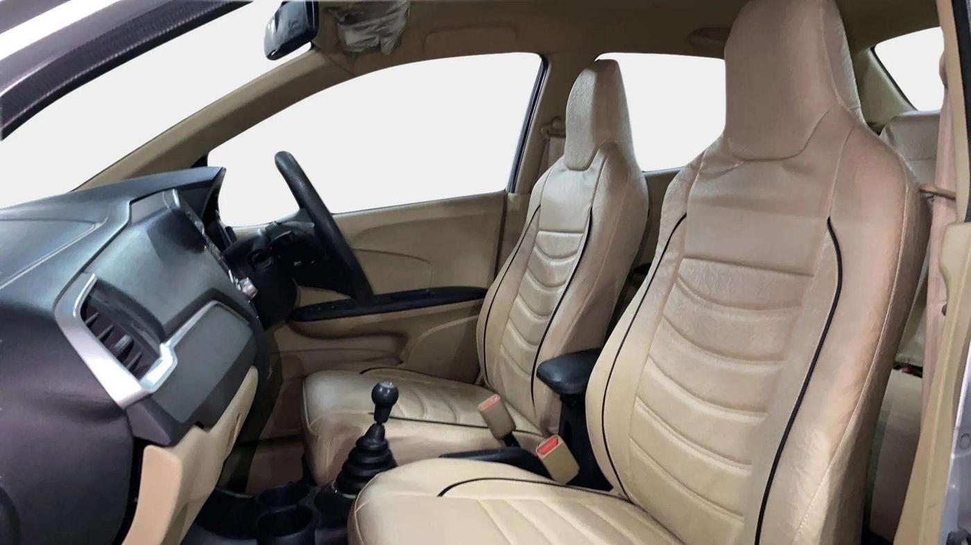 2017 Honda Amaze 1.2L I-VTEC S, Petrol, Manual, 27,299 km, Right Side Front Door Cabin