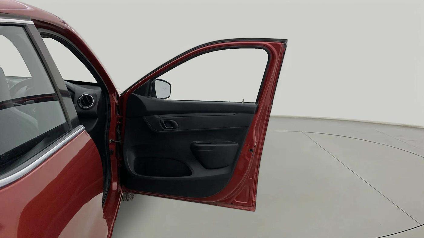 2019 Renault Kwid RXL, Petrol, Manual, 77,592 km, RHS Front Door