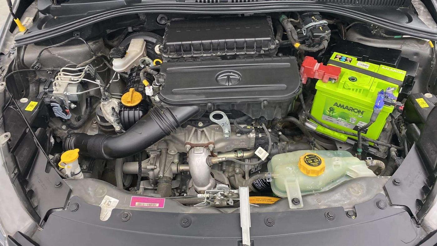 2023 Tata Tiago XT PETROL, Petrol, Manual, 15,059 km, Right Front Wheel
