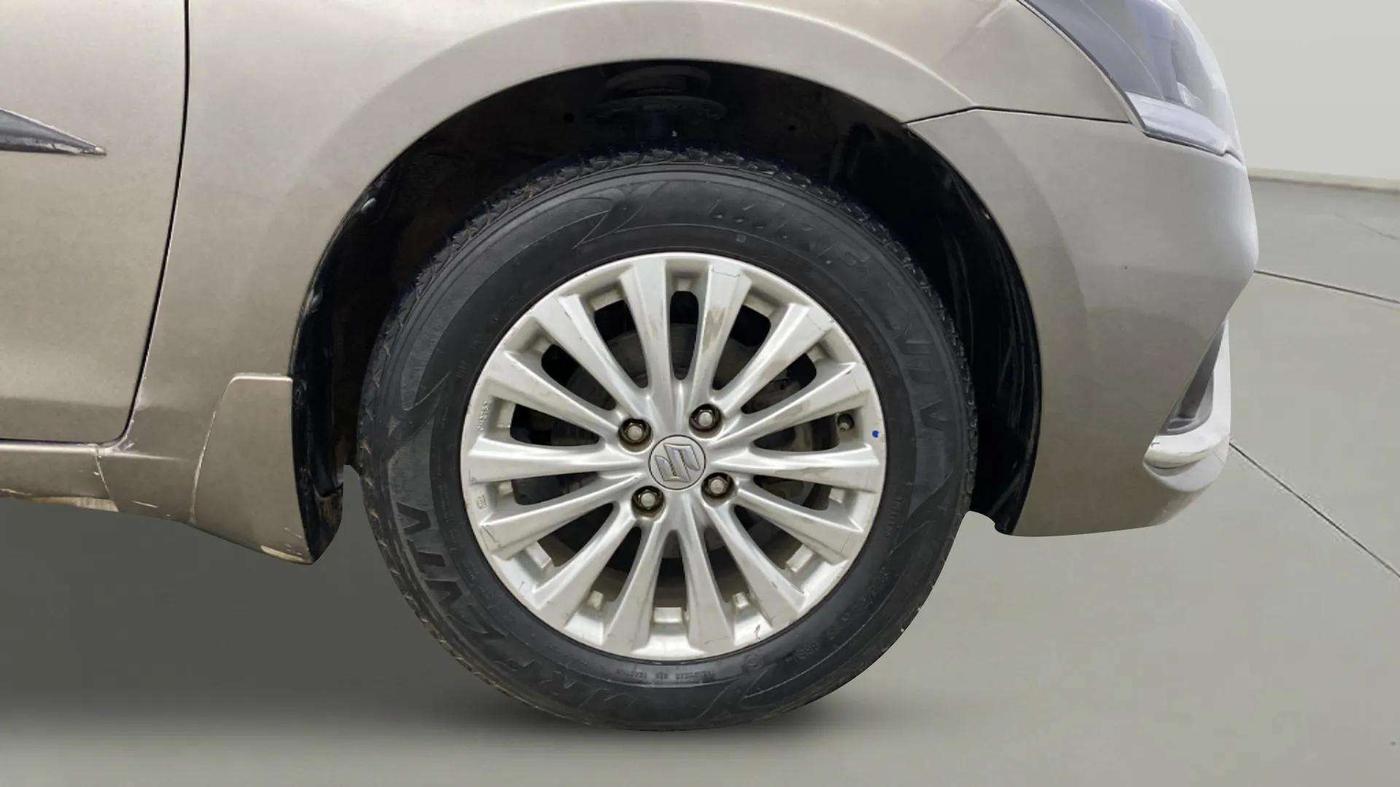 2019 Maruti Ciaz ZETA 1.5 SHVS MT PETROL, Petrol, Manual, 46,993 km, Right Front Wheel