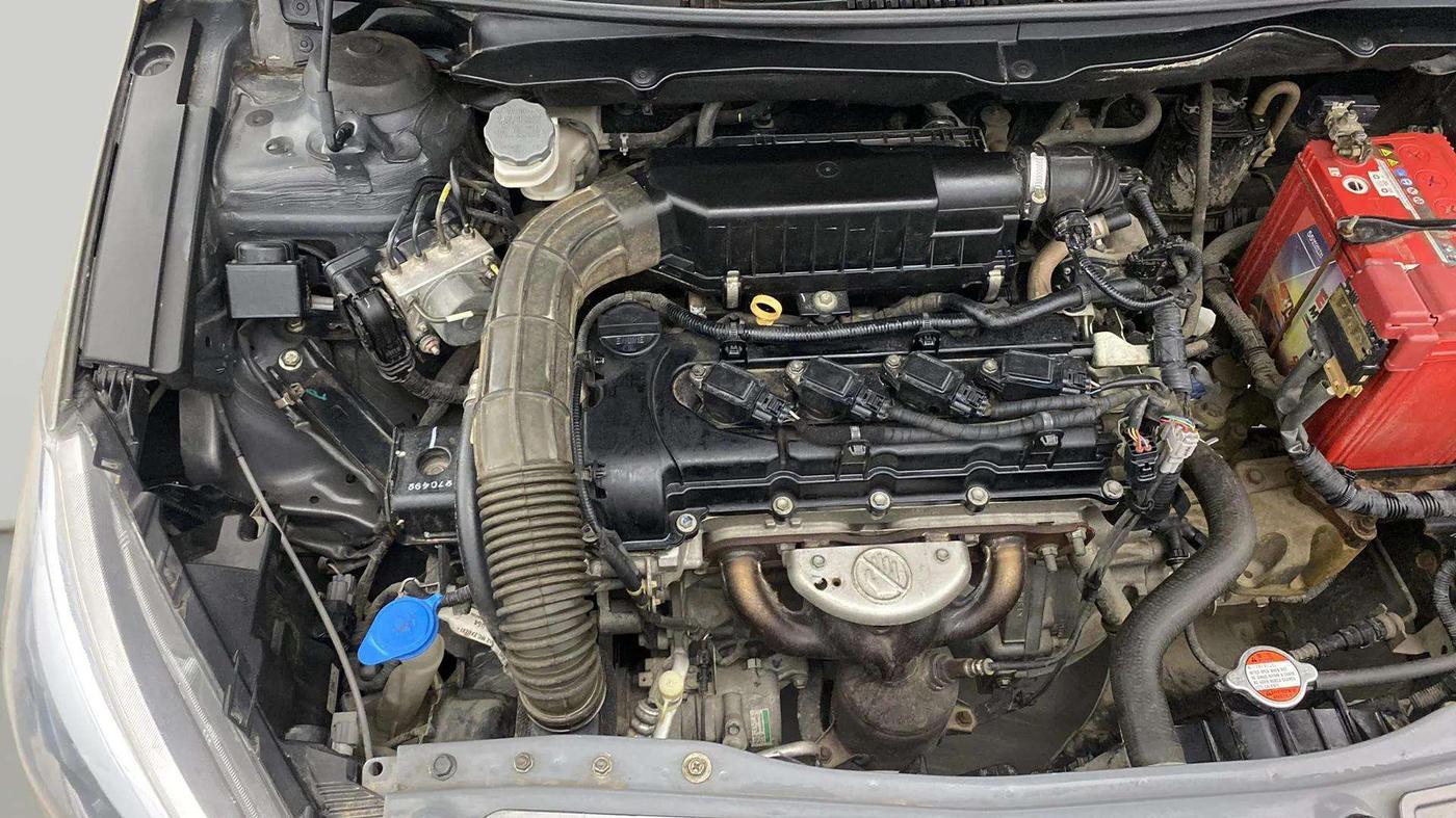 2019 Maruti Ciaz ZETA 1.5 SHVS MT PETROL, Petrol, Manual, 46,993 km, Engine View - Right