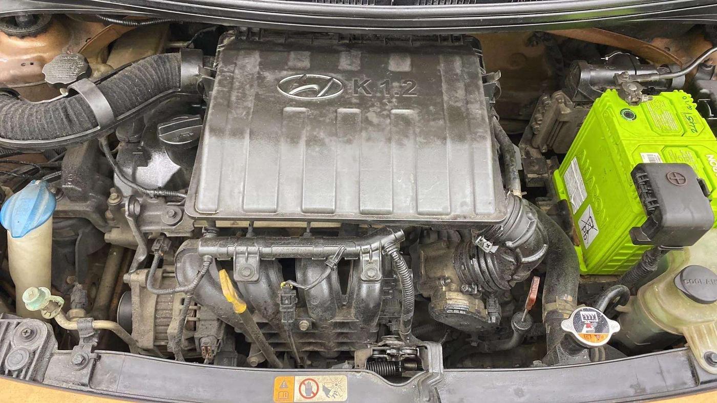 2015 Hyundai Grand i10 ASTA AT 1.2 KAPPA VTVT, Petrol, Automatic, 61,191 km, Engine View
