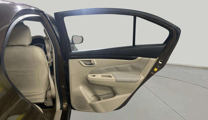 2015 Maruti Ciaz ZXI AT, Petrol, Automatic, 1,04,740 km, RHS Rear Door