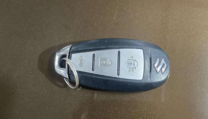 2015 Maruti Ciaz ZXI AT, Petrol, Automatic, 1,04,740 km, Key Close Up