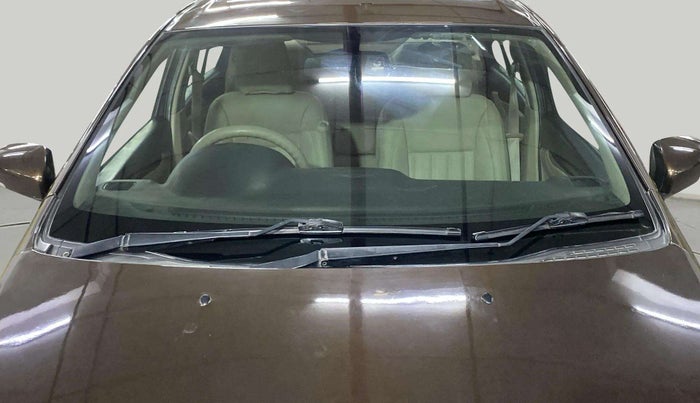 2015 Maruti Ciaz ZXI AT, Petrol, Automatic, 1,04,740 km, Front Windshield