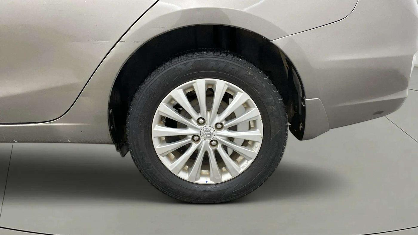 2021 Maruti Ciaz DELTA 1.5 SHVS MT PETROL, Petrol, Manual, 24,603 km, Left Rear Wheel