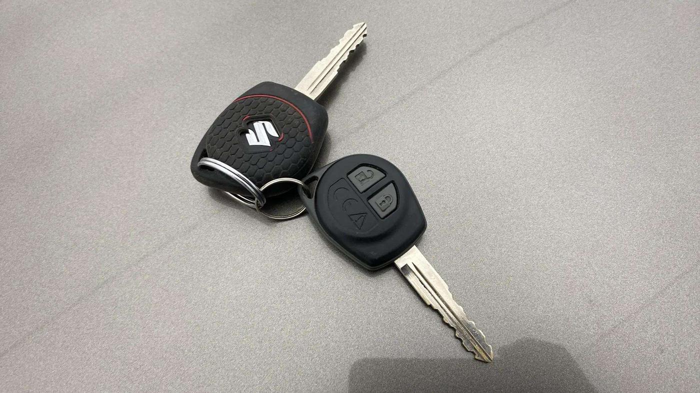 2021 Maruti Ciaz DELTA 1.5 SHVS MT PETROL, Petrol, Manual, 24,603 km, Key Close Up