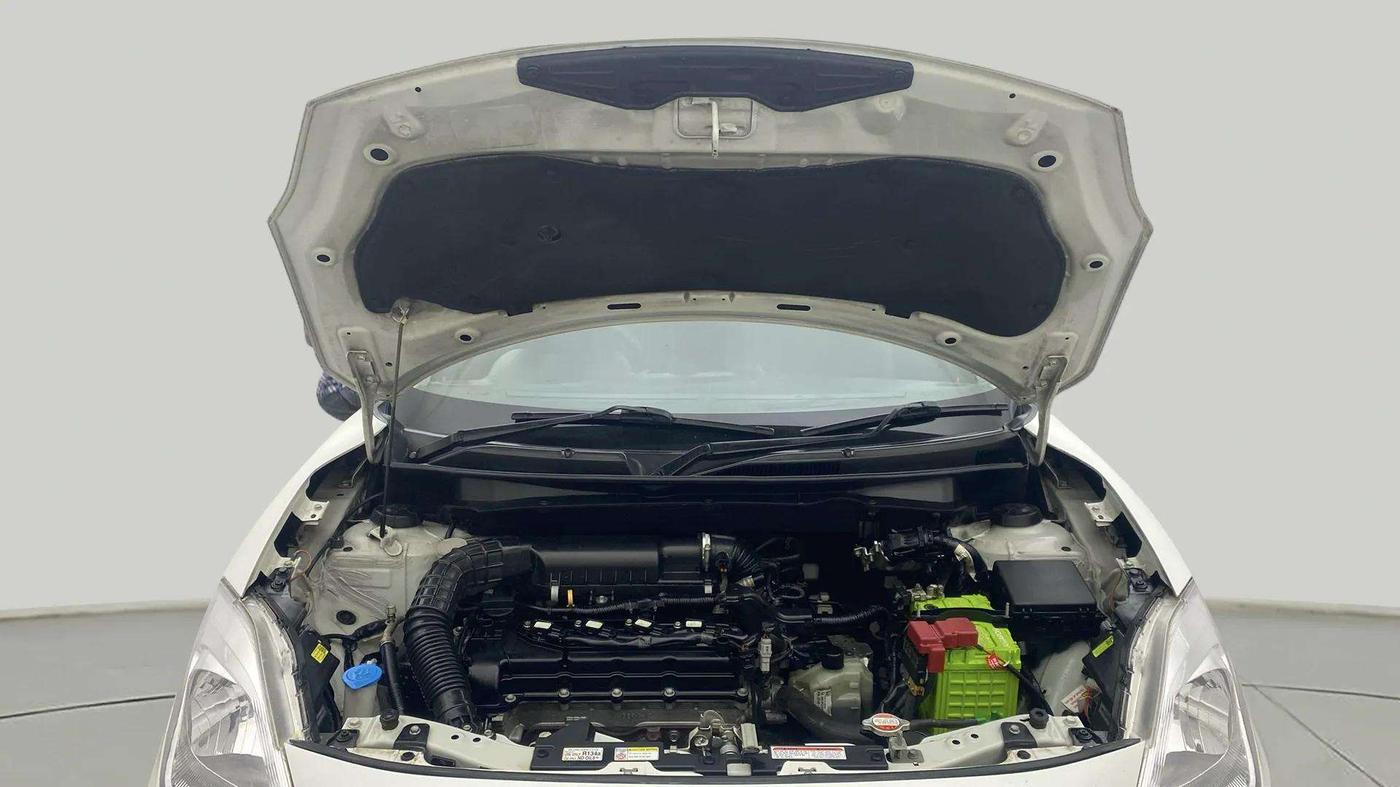 2019 Maruti Swift ZXI AMT, Petrol, Automatic, 41,232 km, Open Bonet