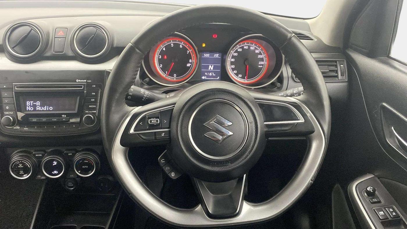 2019 Maruti Swift ZXI AMT, Petrol, Automatic, 41,232 km, Steering Wheel Close Up
