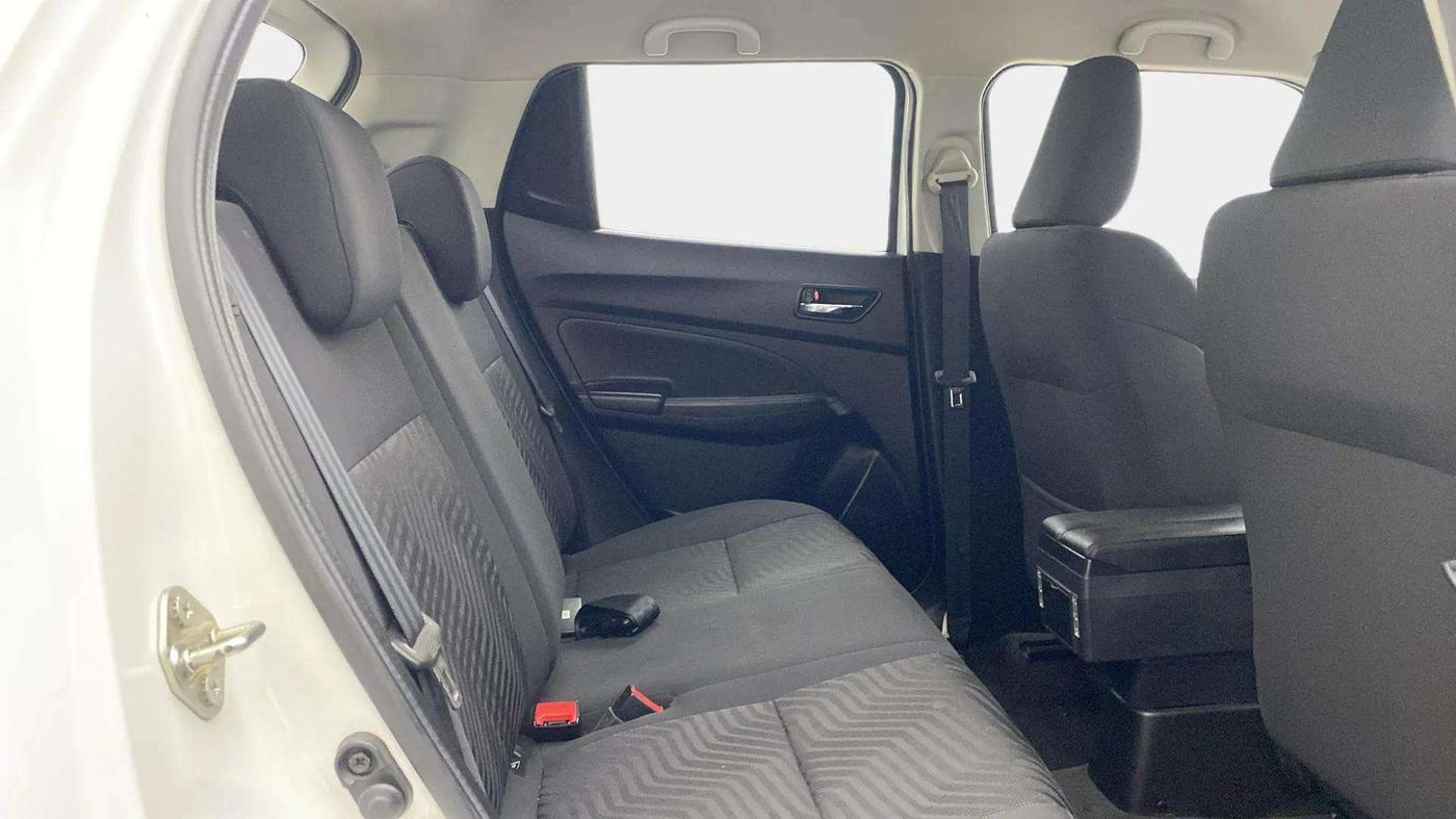 2019 Maruti Swift ZXI AMT, Petrol, Automatic, 41,232 km, Right Side Rear Door Cabin