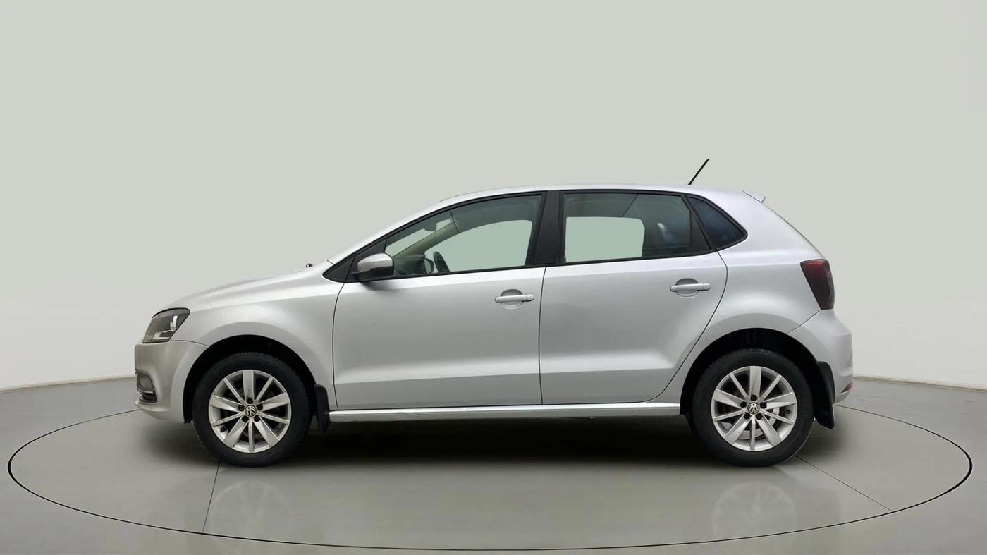 2017 Volkswagen Polo HIGHLINE1.5L, Diesel, Manual, 86,788 km, Left Side