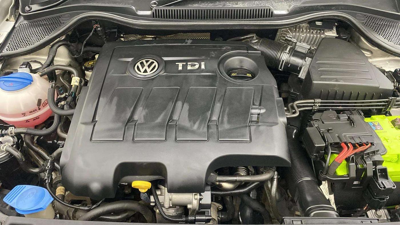 2017 Volkswagen Polo HIGHLINE1.5L, Diesel, Manual, 86,788 km, Engine View