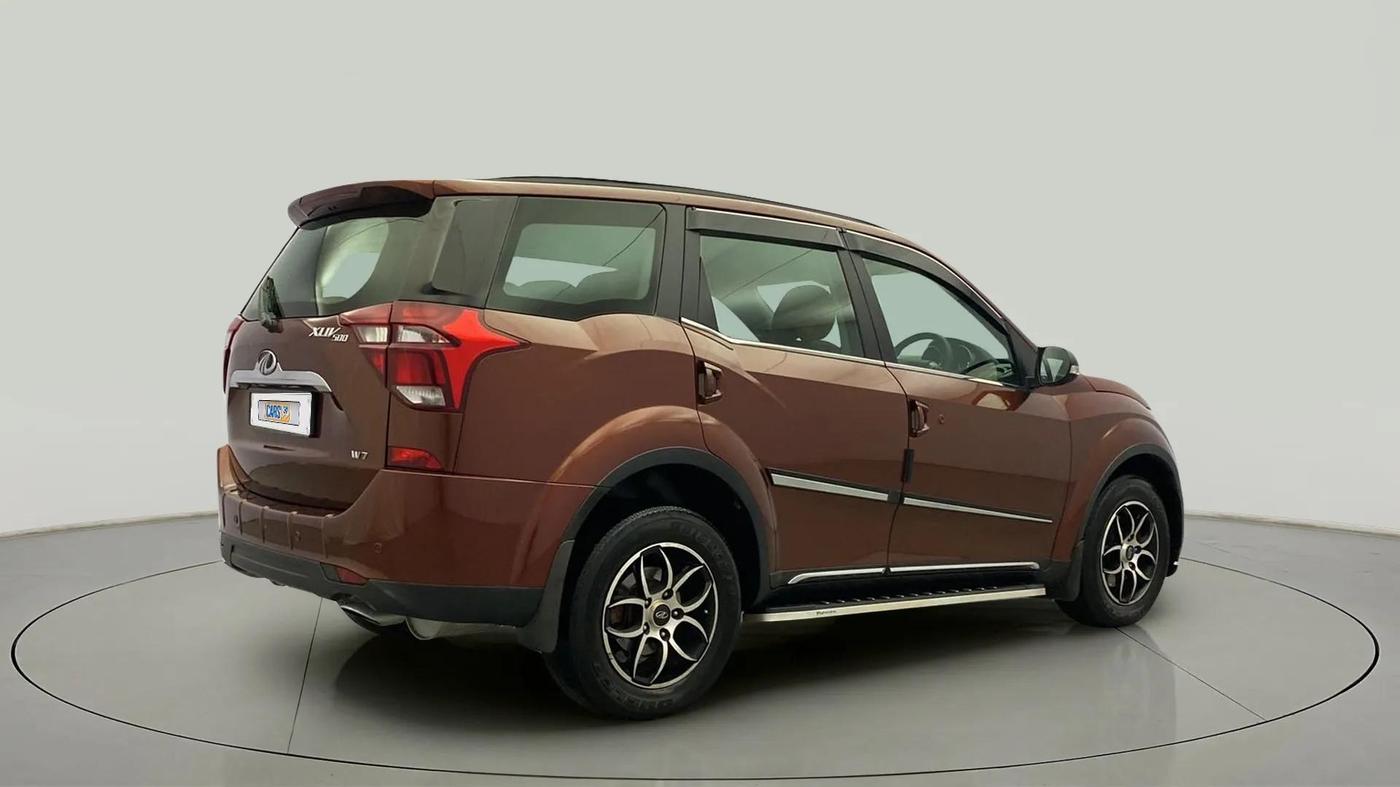 2019 Mahindra XUV500 W7, Diesel, Manual, 54,756 km, Right Back Diagonal