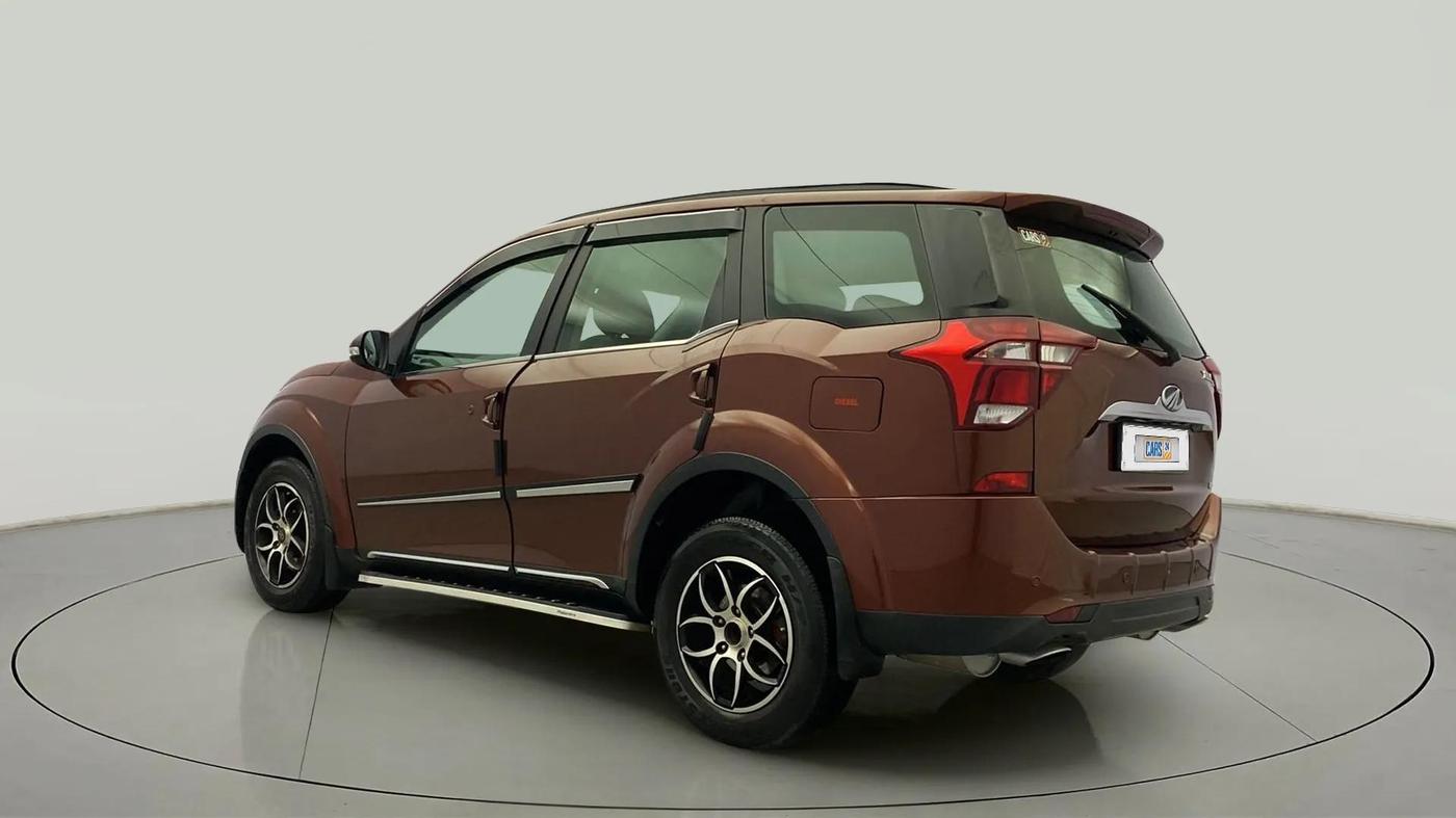 2019 Mahindra XUV500 W7, Diesel, Manual, 54,756 km, Left Back Diagonal