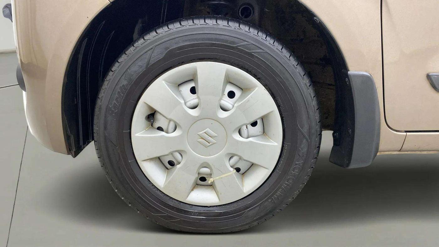 2022 Maruti New Wagon-R LXI CNG (O) 1.0, CNG, Manual, 98,215 km, Left Front Wheel
