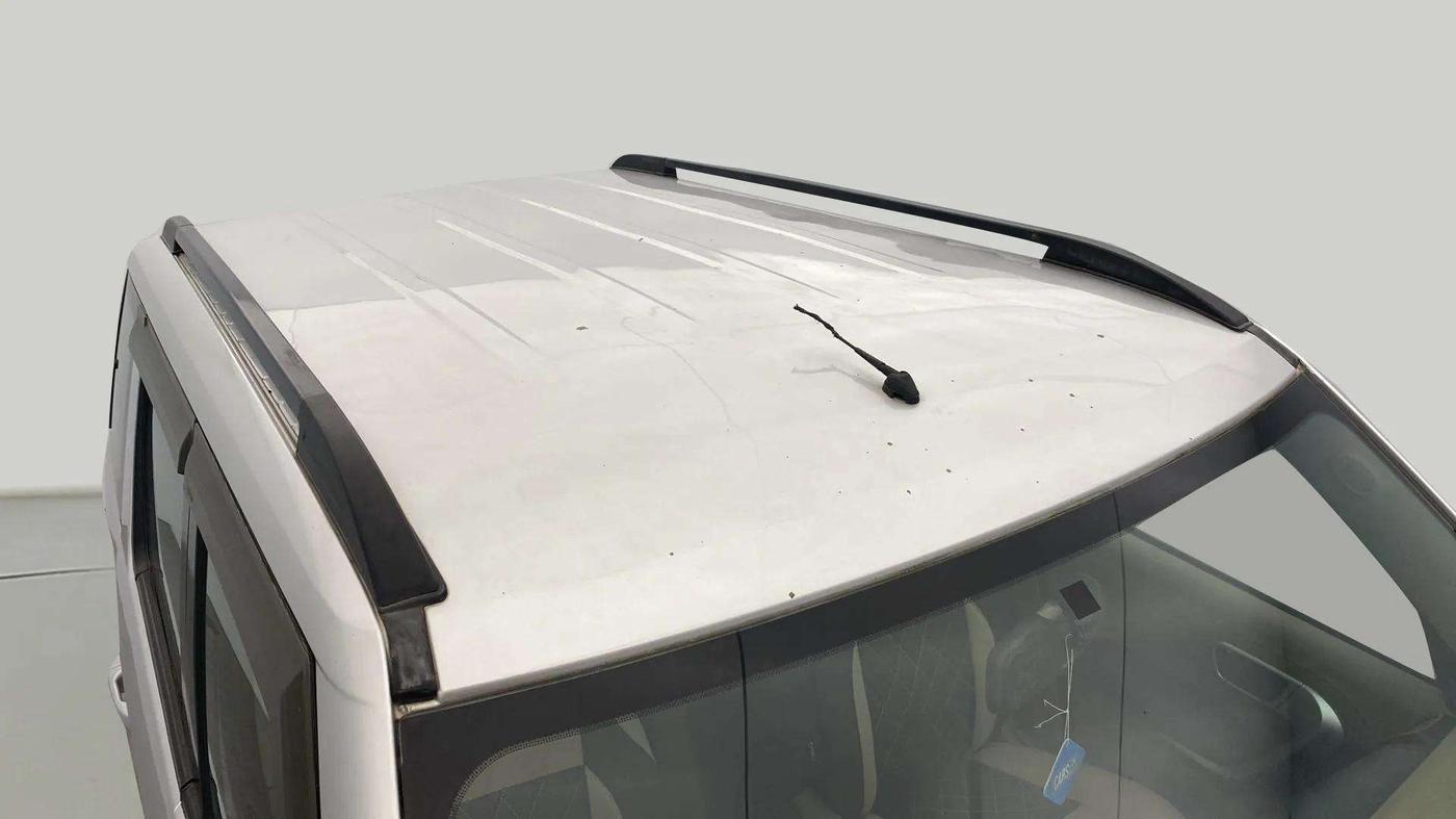 2018 Mahindra TUV300 T8, Diesel, Manual, 89,589 km, Roof