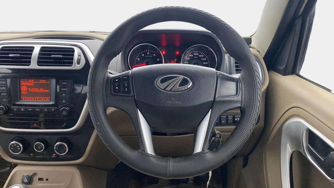2018 Mahindra TUV300 T8, Diesel, Manual, 89,589 km, Steering Wheel Close Up