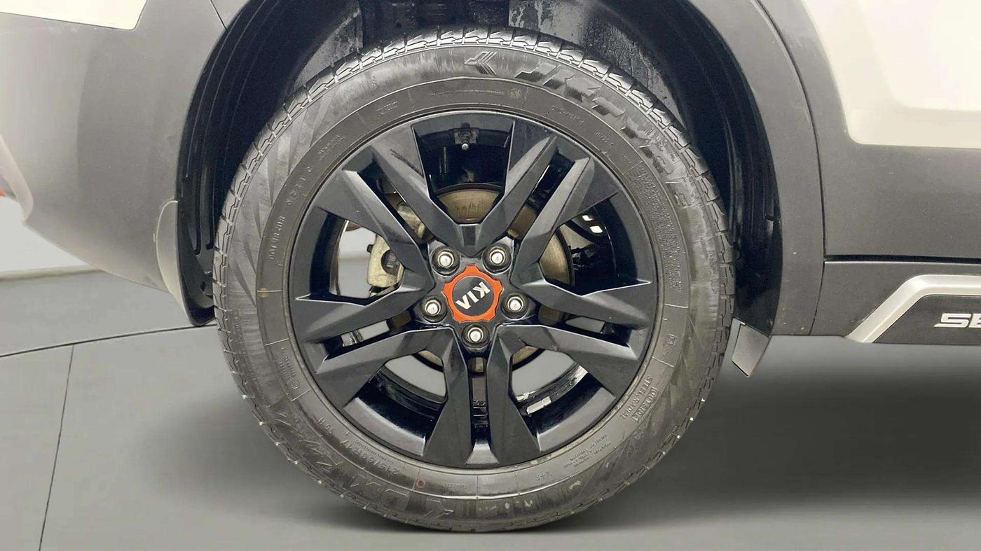 2021 KIA SELTOS HTX ANNIVERSARY EDITION 1.5 PETROL, Petrol, Manual, 46,260 km, Right Rear Wheel