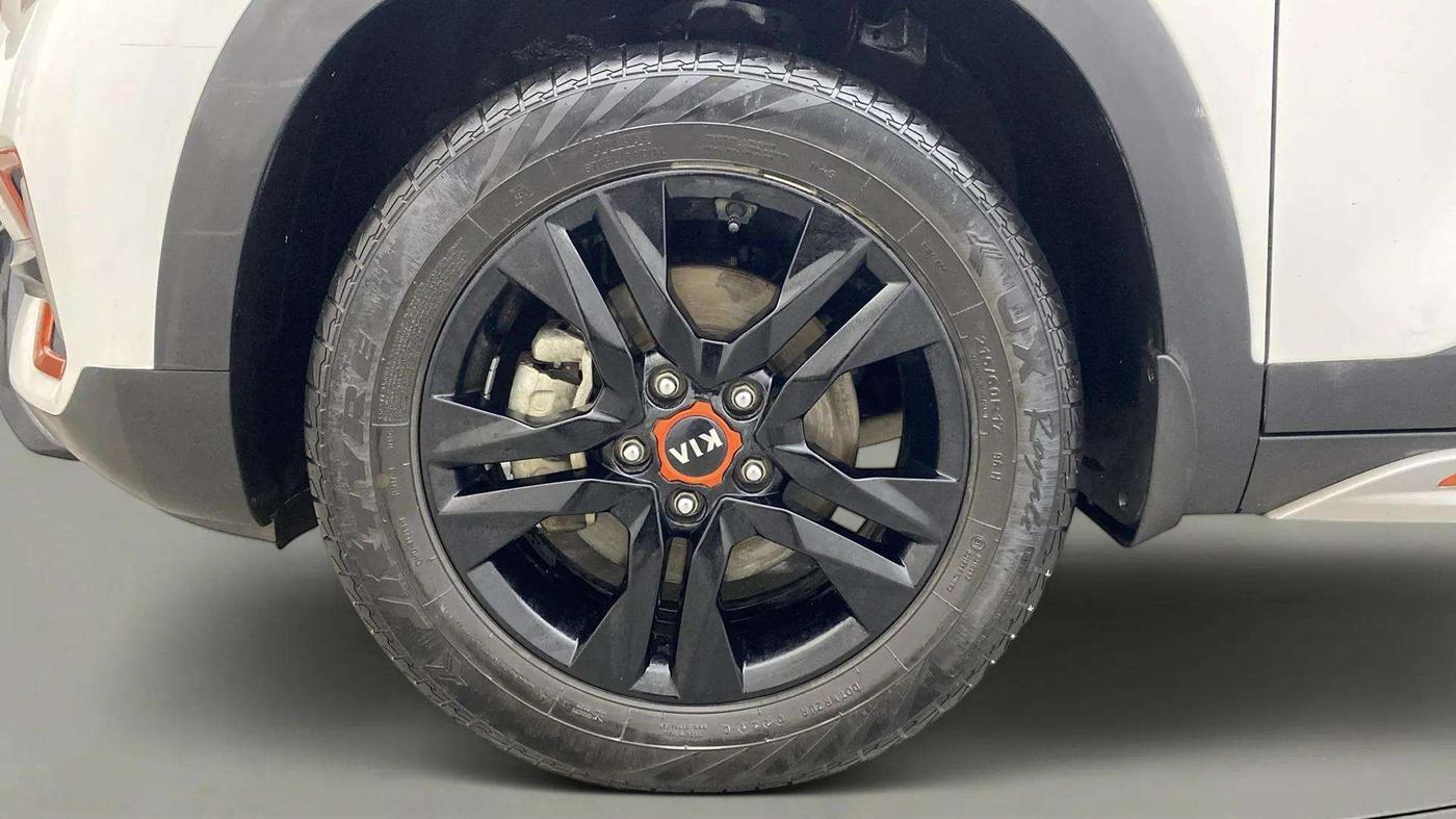 2021 KIA SELTOS HTX ANNIVERSARY EDITION 1.5 PETROL, Petrol, Manual, 46,260 km, Left Front Wheel