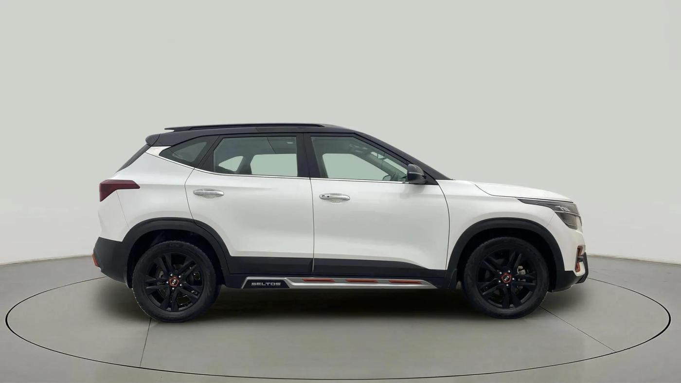 2021 KIA SELTOS HTX ANNIVERSARY EDITION 1.5 PETROL, Petrol, Manual, 46,260 km, Right Side View