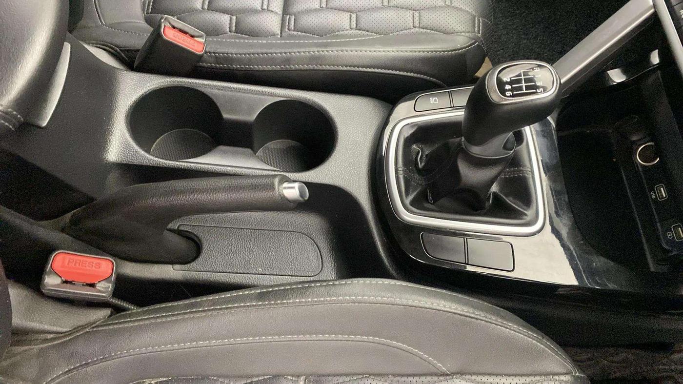 2021 KIA SELTOS HTX ANNIVERSARY EDITION 1.5 PETROL, Petrol, Manual, 46,260 km, Gear Lever