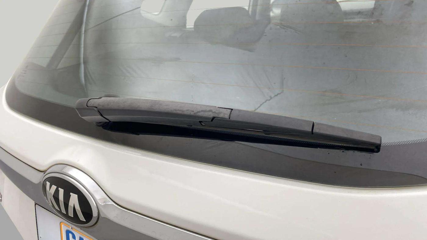 2021 KIA SELTOS HTX ANNIVERSARY EDITION 1.5 PETROL, Petrol, Manual, 46,260 km, Rear Wiper