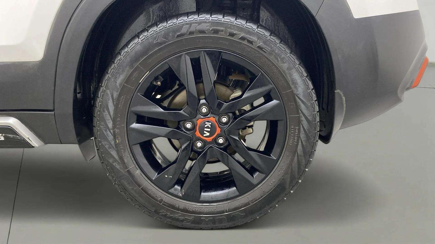 2021 KIA SELTOS HTX ANNIVERSARY EDITION 1.5 PETROL, Petrol, Manual, 46,260 km, Left Rear Wheel