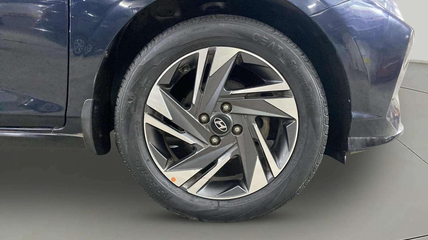 2021 Hyundai NEW I20 Asta 1.0 GDI Turbo IMT, Petrol, Manual, 23,958 km, Right Front Wheel