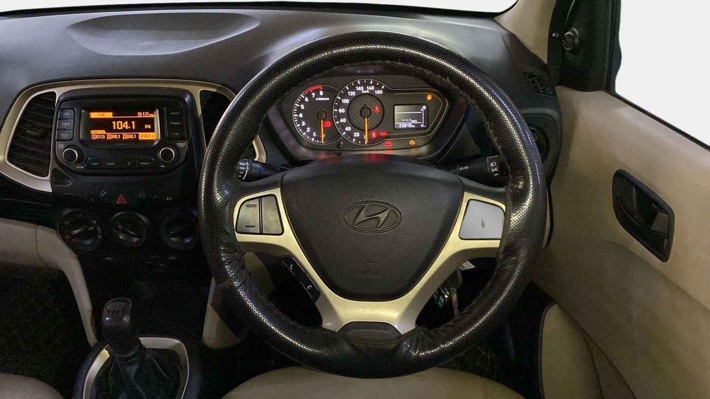 2020 Hyundai NEW SANTRO MAGNA, Petrol, Manual, 33,846 km, Steering Wheel Close Up