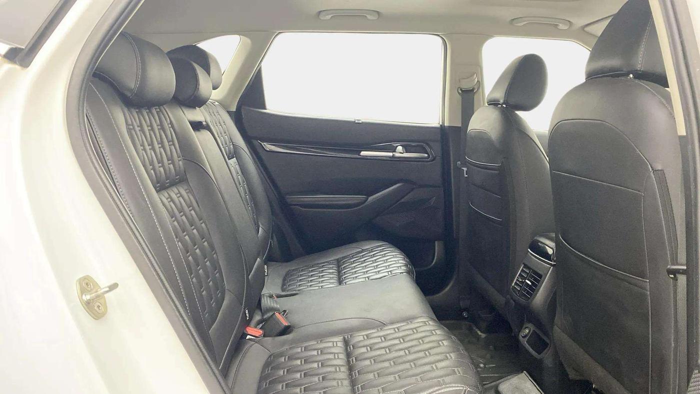 2020 KIA SELTOS HTX ANNIVERSARY EDITION 1.5 PETROL, Petrol, Manual, 34,678 km, Right Side Rear Door Cabin