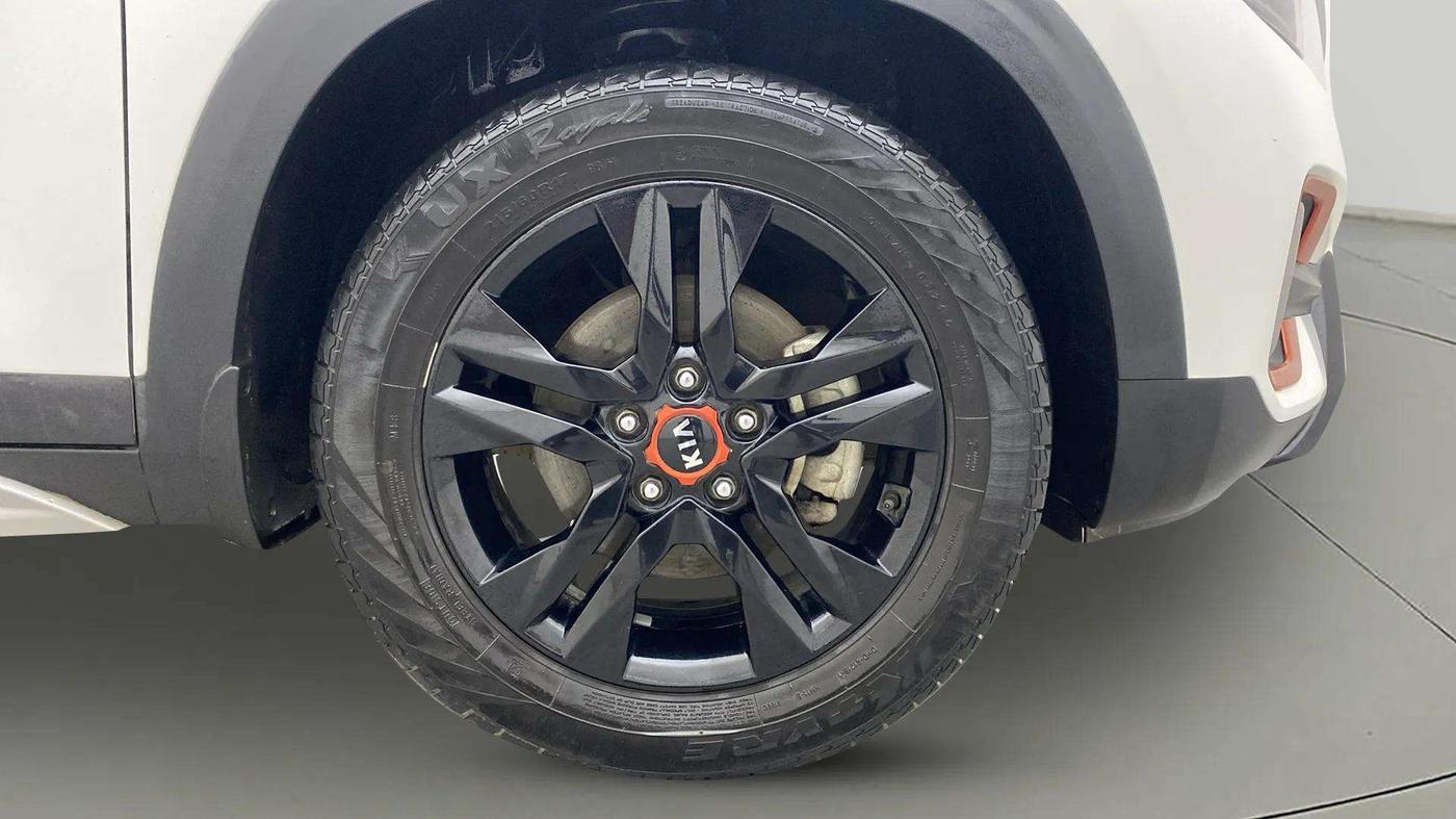 2020 KIA SELTOS HTX ANNIVERSARY EDITION 1.5 PETROL, Petrol, Manual, 34,678 km, Right Front Wheel