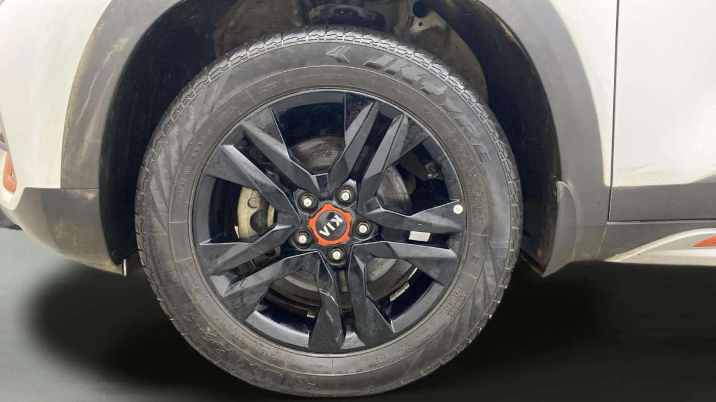 2020 KIA SELTOS HTX ANNIVERSARY EDITION 1.5 PETROL, Petrol, Manual, 34,678 km, Left Front Wheel