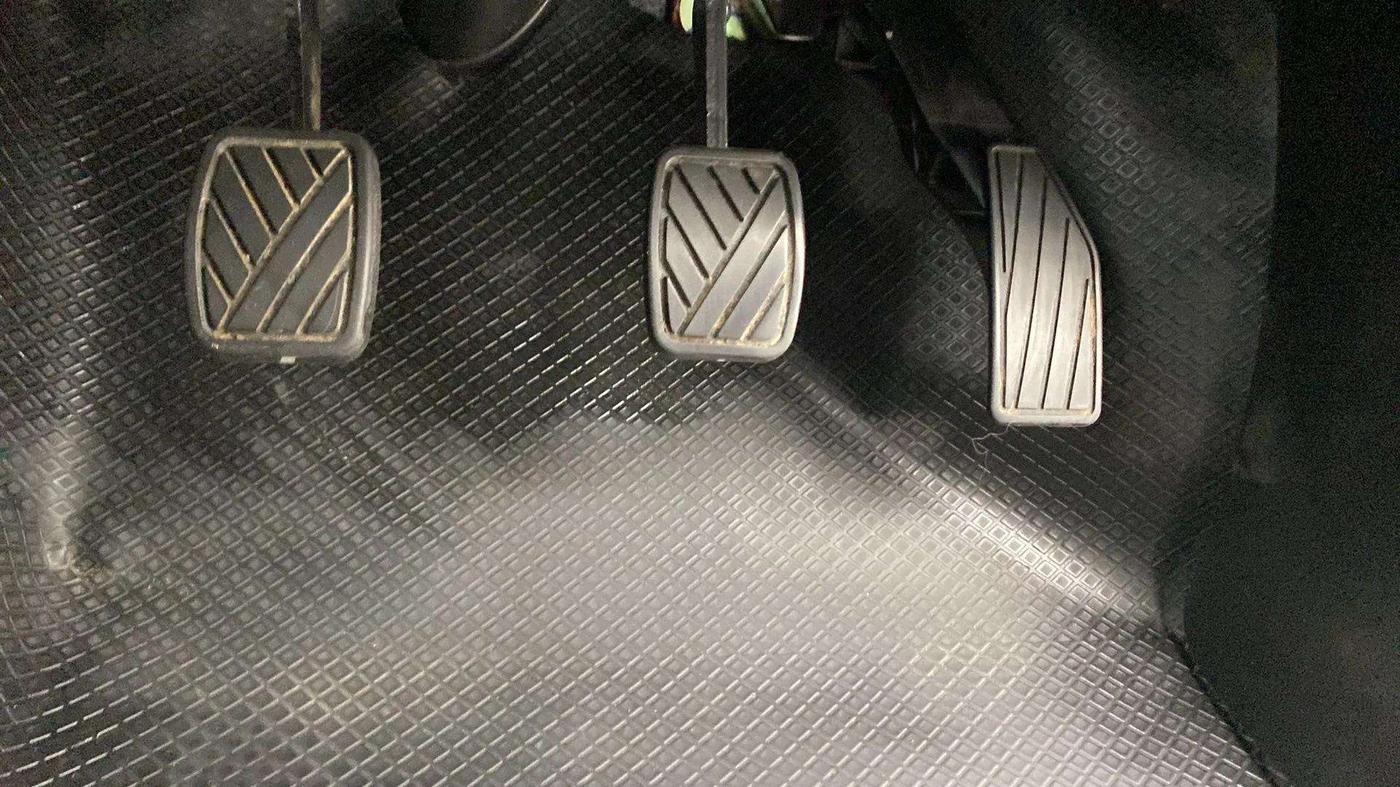 2022 Maruti S PRESSO VXI+, Petrol, Manual, 23,990 km, Pedals