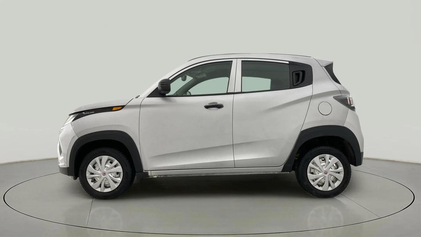 2018 Mahindra KUV 100 NXT K2 P 6 STR, Petrol, Manual, 19,136 km, Left Side